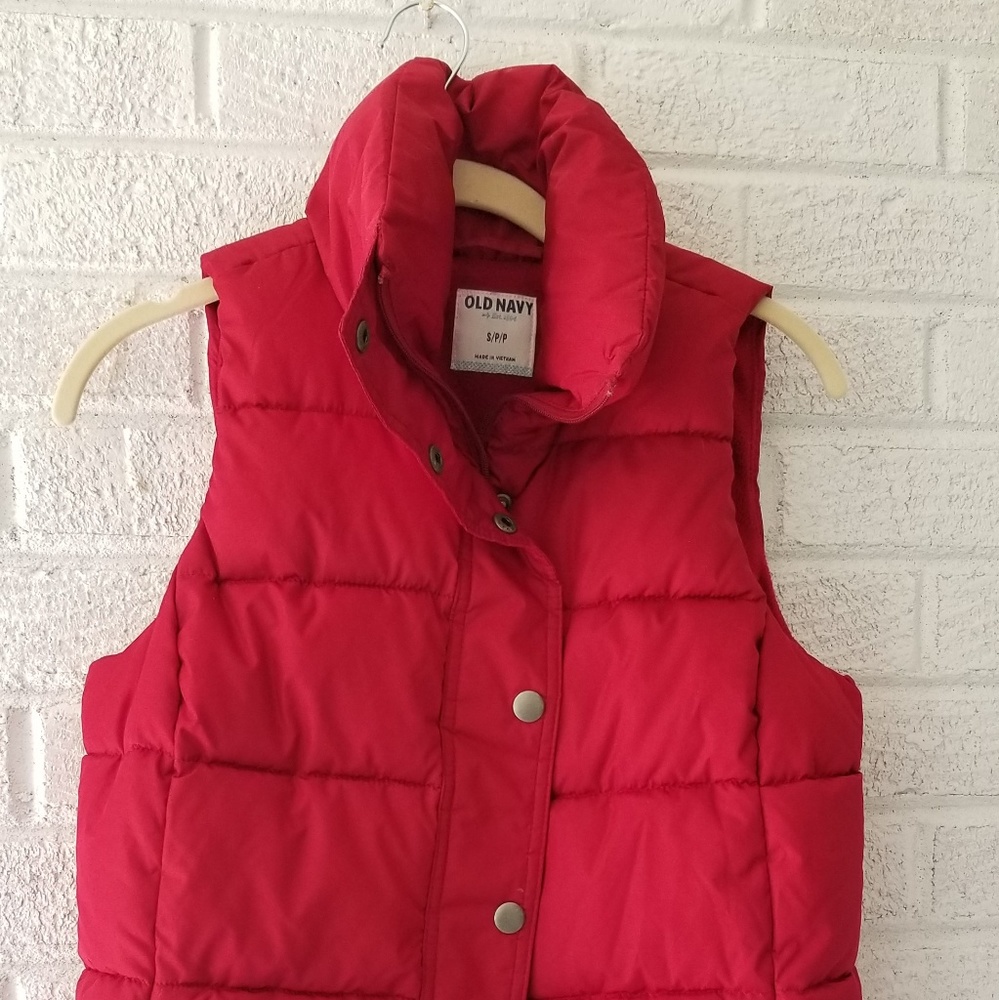 Old Navy Puffer Vest